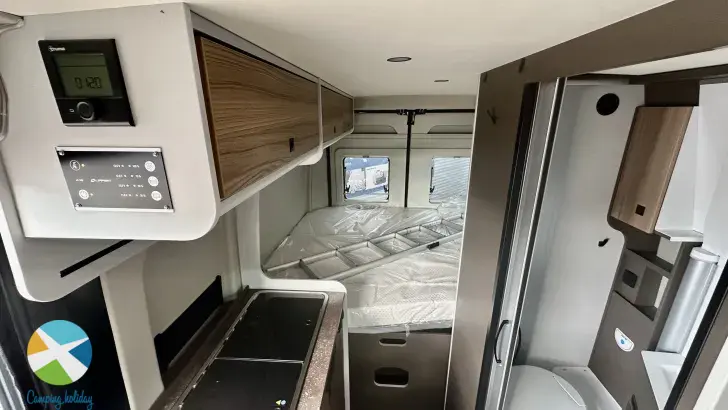 Etagenbetten Bürstner B66 600 C Rooftop