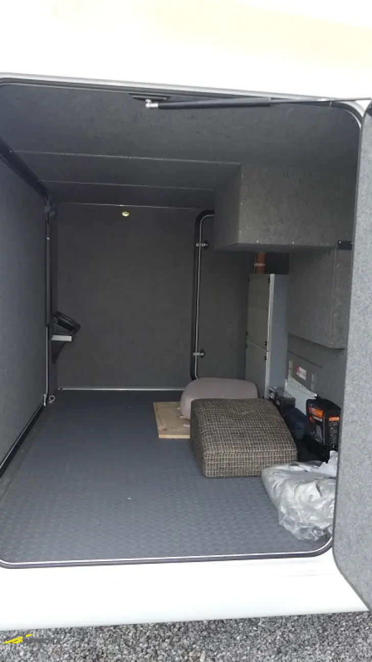 Fahrzeugbild Frankia F-Line I 740 GD Sehr gute Ausstattung #16