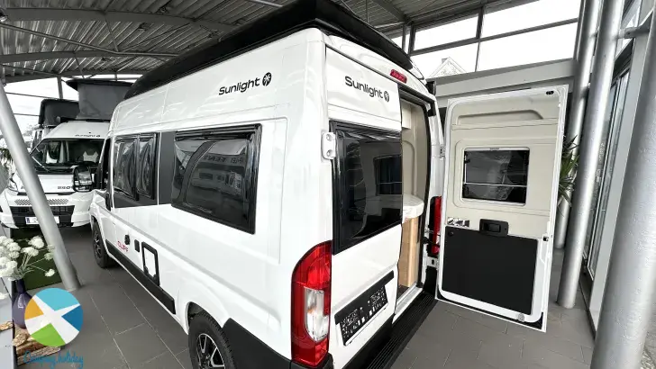 Seitlich Sunlight Camper Van CLIFF 540 Adventure Edition RT