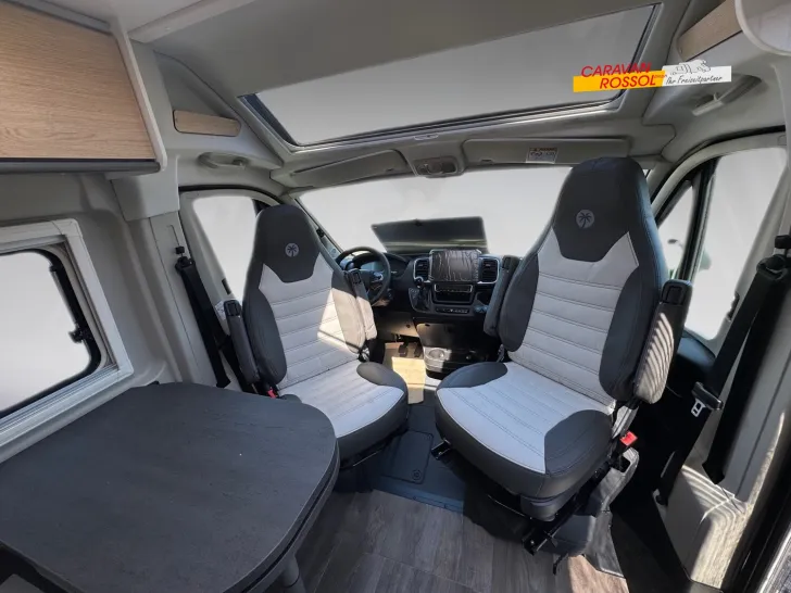 Fahrzeugbild Sunlight Cliff X 600 Winteraktion #12