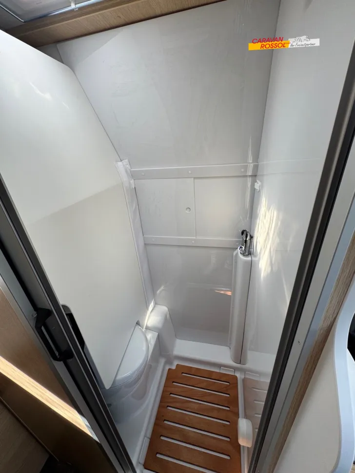 Fahrzeugbild Sunlight Cliff X 600 Winteraktion #17