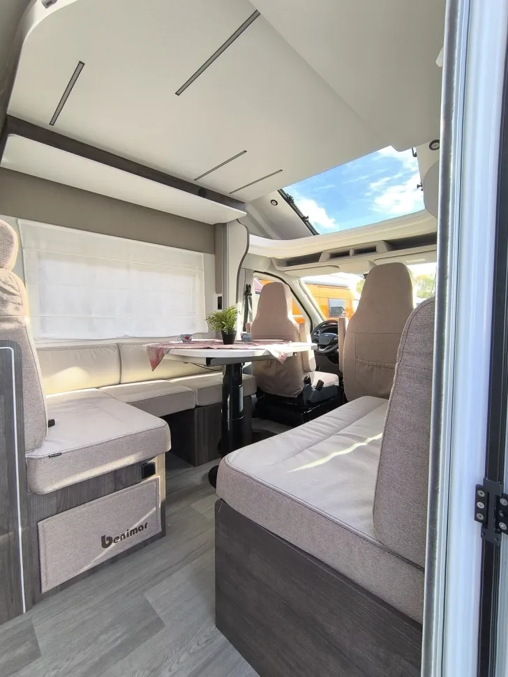 Fahrzeugbild Benimar TESSORO PERFILADO T481 NK #8