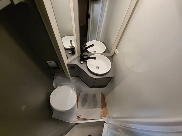 Fahrzeugbild Etrusco V 6.8 SCF #11