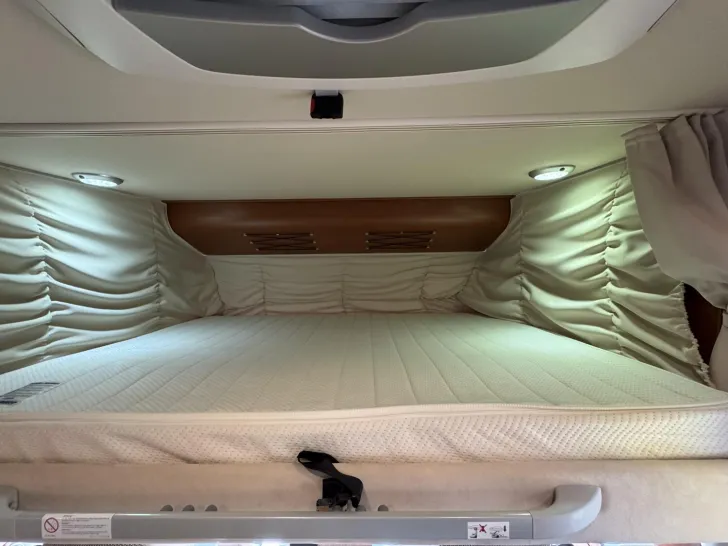 Fahrzeugbild Hymer B-Klasse B 580 StarLine I.Hand, Hubstützen #23