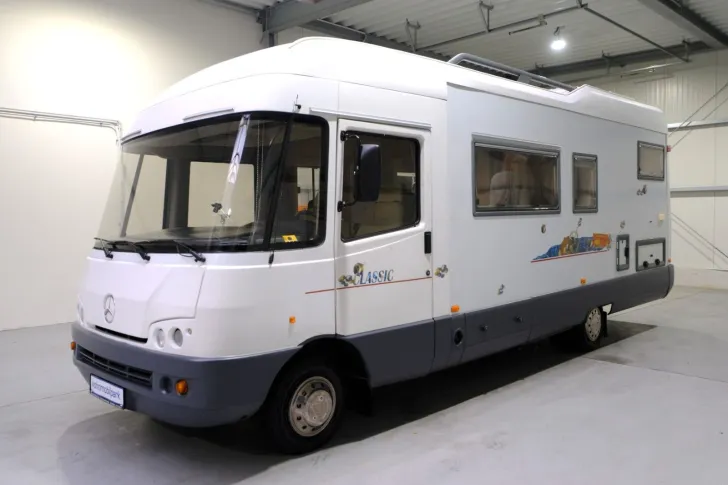 Fahrzeugbild FFB Classic 705 MQ/Festbett+Hubbett/Klima/Solar #2