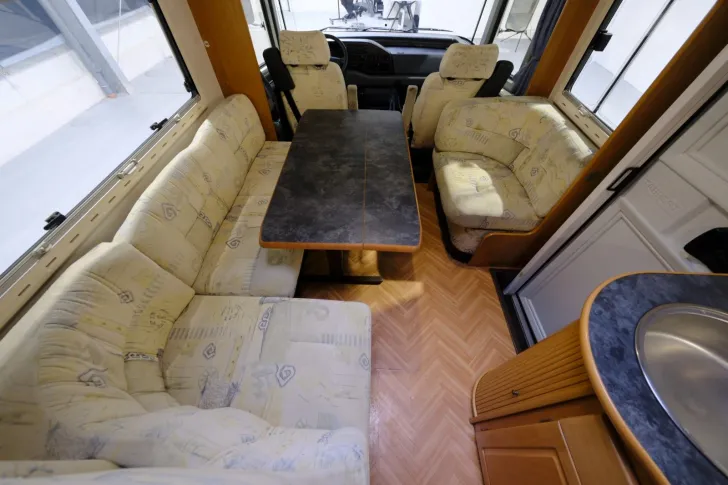 Fahrzeugbild FFB Classic 705 MQ/Festbett+Hubbett/Klima/Solar #7