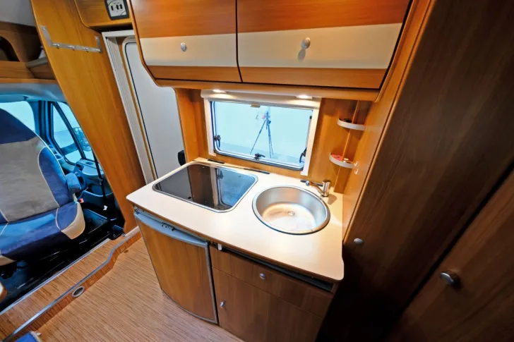 Fahrzeugbild Carado T 135/Festbett/Markise/Solar/Klimaanlage #10