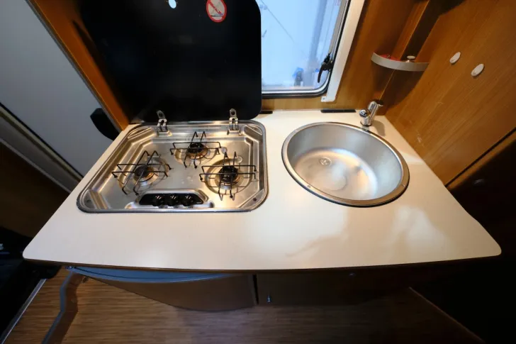 Fahrzeugbild Carado T 135/Festbett/Markise/Solar/Klimaanlage #11