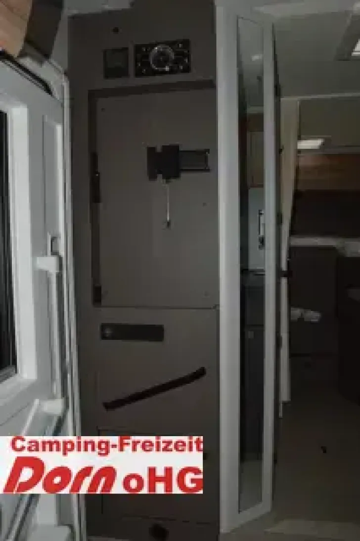 Fahrzeugbild Bürstner B66 690 TD B 66 TD 690 Voll ausgestattet #11