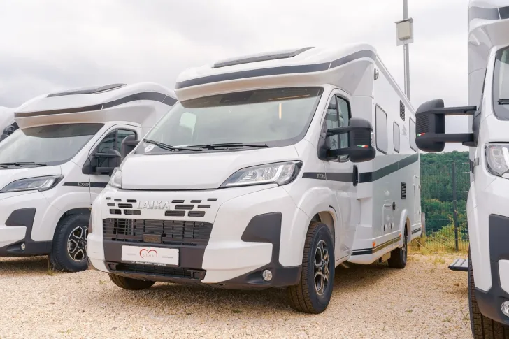 Fahrzeugbild Laika Kosmo L 319 *SIE SPAREN 23.526,-EURO* #3