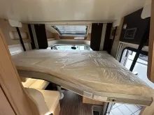 Fahrzeugbild Forster T 699 EB Comfort Line - Hubbett - Alu 16 u.v.m. #11