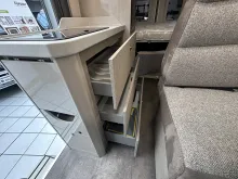 Fahrzeugbild Karmann Mobil Davis Lifestyle 590 Concept-Paket 2er Radträger #15