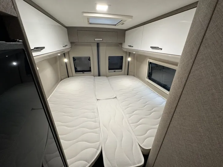 Fahrzeugbild Karmann Mobil Davis Lifestyle 620 Solar - Dieselheizung - ALU #11