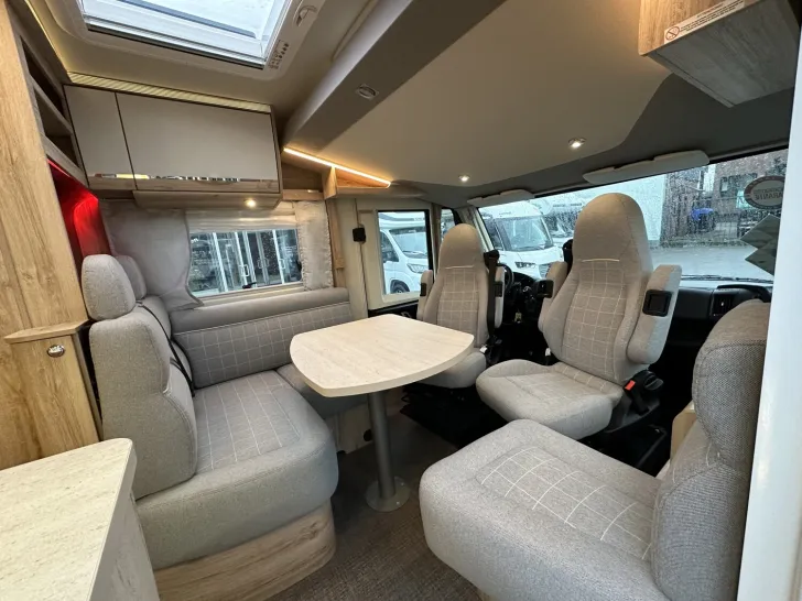 Fahrzeugbild Eura Mobil Integra Line IL 660 EB Ex-Neurpeis 119980,- Euro #6