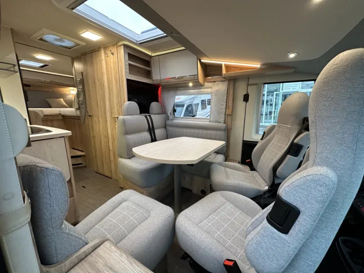 Fahrzeugbild Eura Mobil Integra Line IL 660 EB Ex-Neurpeis 119980,- Euro #7