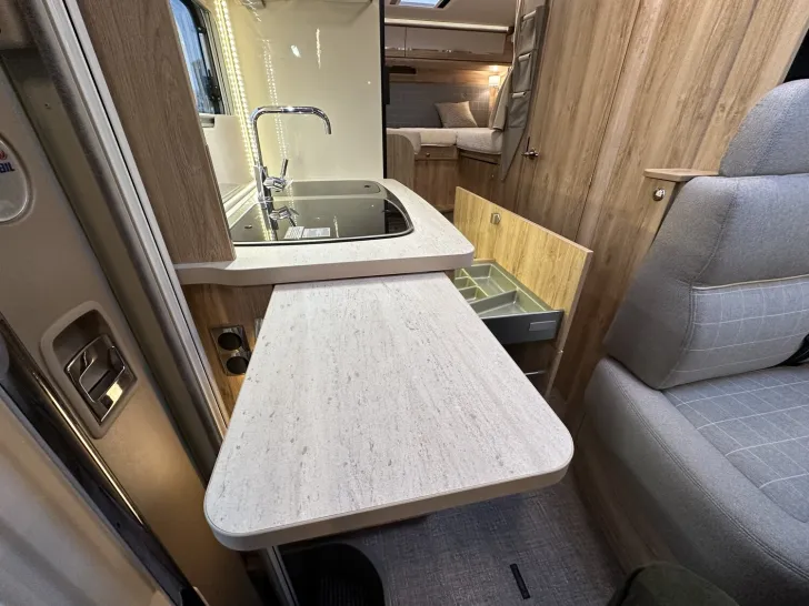 Fahrzeugbild Eura Mobil Integra Line IL 660 EB Ex-Neurpeis 119980,- Euro #11