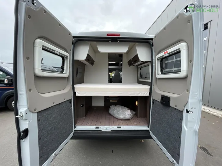 Fahrzeugbild VANTourer 600 D Dieselheizung / Rahmenfenster #6