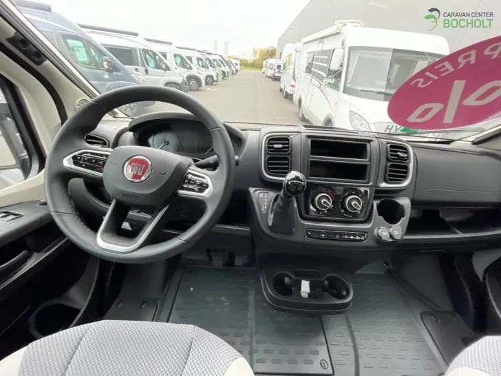 Fahrzeugbild VANTourer 600 D Dieselheizung / Rahmenfenster #8