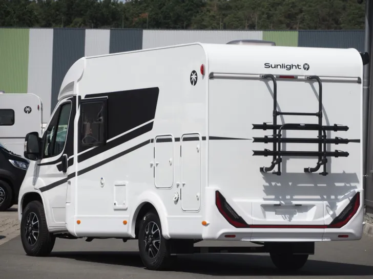 Fahrzeugbild Sunlight V 60 Adventure Edition, Markise, Verdunkelung #3