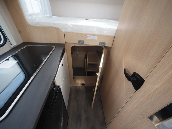 Fahrzeugbild Sunlight V 60 Adventure Edition, Markise, Verdunkelung #14