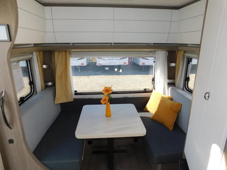 Fahrzeugbild OnTour 460 DL Bugfenster, Hobby-Connect, 47LTank #8