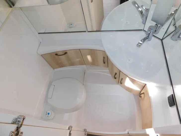 Fahrzeugbild Hobby De Luxe 490 KMF Allgäu-Edition #22