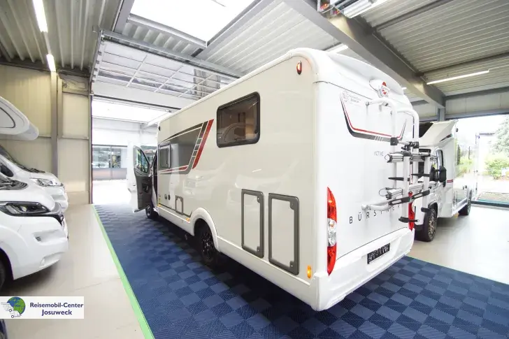 Fahrzeugbild Bürstner Lineo T 700 AUTOMATIK #5