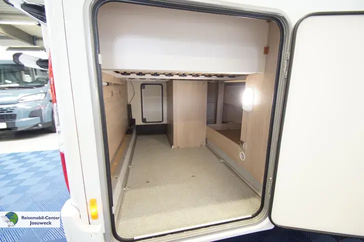 Fahrzeugbild Bürstner Lineo T 700 AUTOMATIK #6