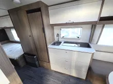 Sicht vorne-hinten Tabbert Cazadora 495 HE 2,3