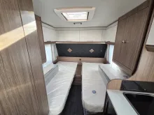 Sicht vorne-hinten Tabbert Cazadora 460 E 2,3