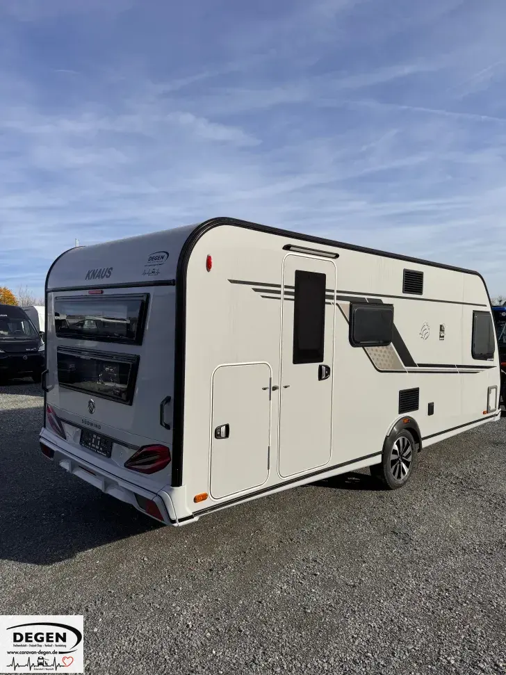 Fahrzeugbild Knaus Südwind 540 FDK Black Selection Mobilanlage 12V, Garagentüre #5
