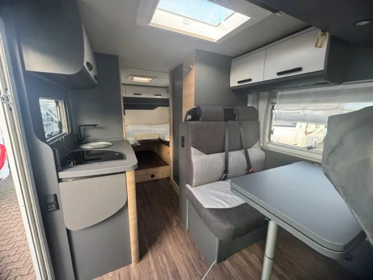 Fahrzeugbild Knaus L!VE I 650 MEG Niedrige Betten - 180 PS #5