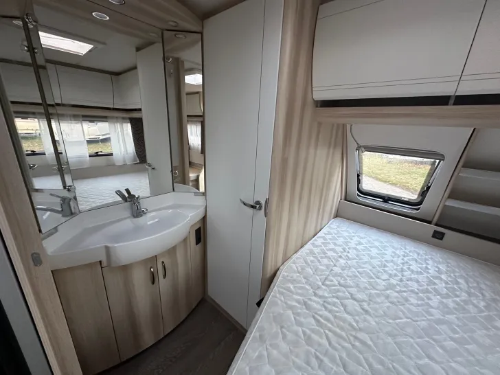 Fahrzeugbild Hobby De Luxe 460 UFe #9