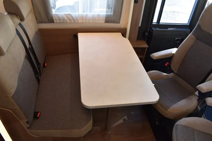 Fahrzeugbild Carado I 338 pro+ Hubbett, E-Heizung, Markise #6