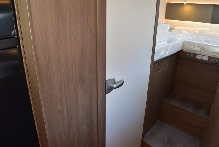 Fahrzeugbild Carado I 338 pro+ Hubbett, E-Heizung, Markise #16