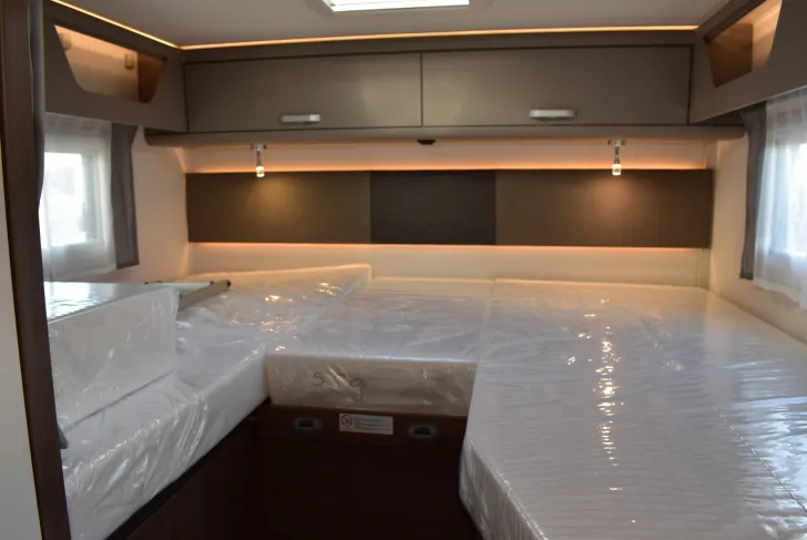 Fahrzeugbild Carado I 338 pro+ Hubbett, E-Heizung, Markise #17