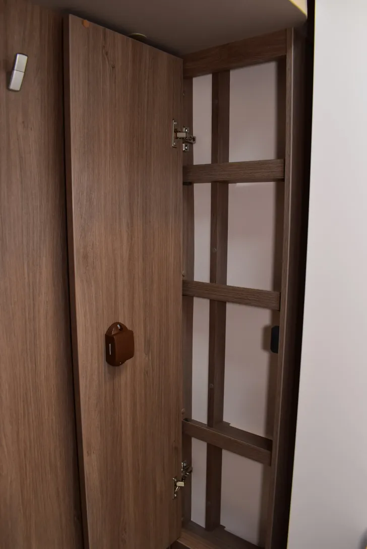 Fahrzeugbild Carado I 338 pro+ Hubbett, E-Heizung, Markise #28