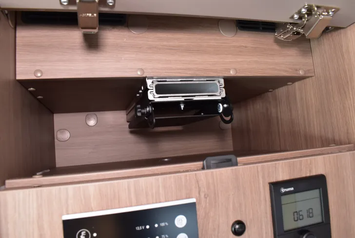 Fahrzeugbild Carado I 338 pro+ Hubbett, E-Heizung, Markise #31