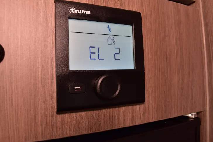 Fahrzeugbild Carado I 338 pro+ Hubbett, E-Heizung, Markise #32