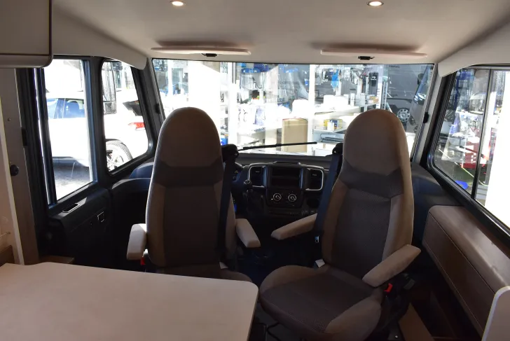 Fahrzeugbild Carado I 338 pro+ Hubbett, E-Heizung, Markise #33