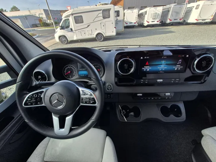 Fahrzeugbild Hymer B-Klasse MC T 580 Mietwagen WinterSALE #11