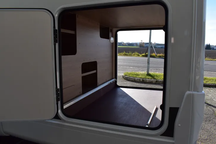 Fahrzeugbild Carado I 338 pro+ Hubbett, E-Heizung, Markise #39