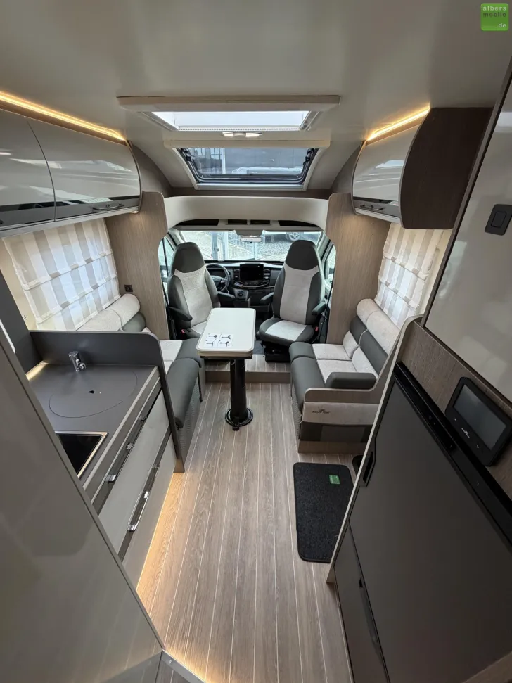 Fahrzeugbild Roller Team Zefiro 287 P 2xLithium Heavy 400W Solar 2026 #25