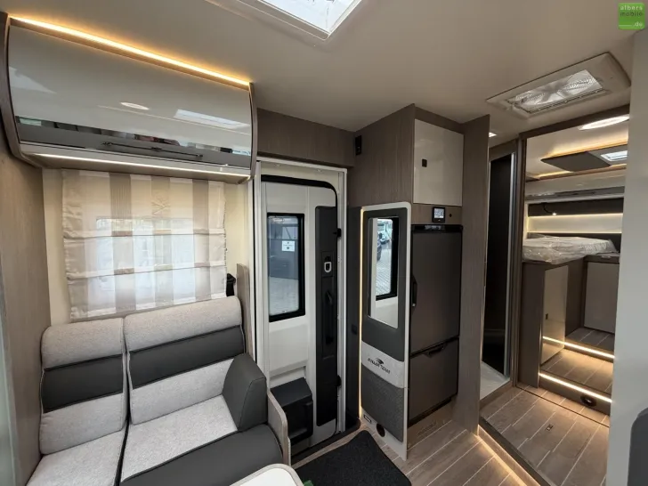 Fahrzeugbild Roller Team Zefiro 287 P 2xLithium Heavy 400W Solar 2026 #27