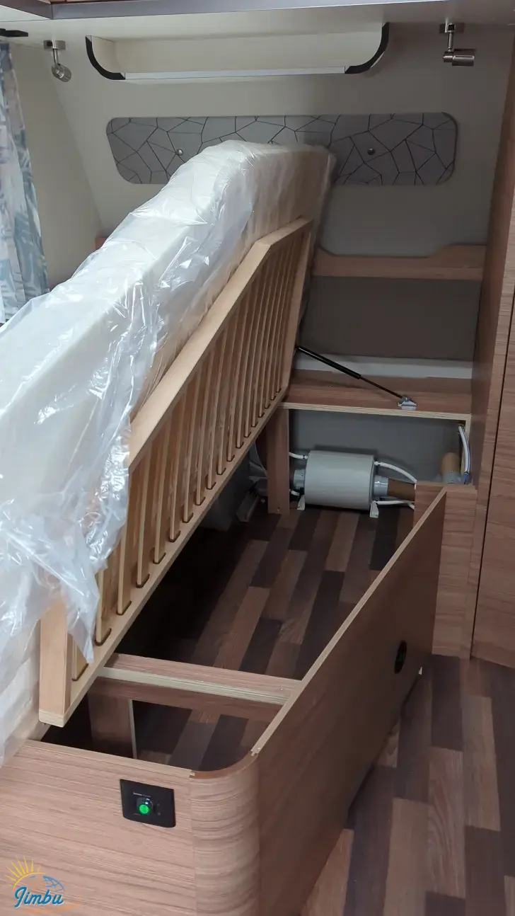 Fahrerhaus Weinsberg CaraOne 450 FU Auflastung auf 1500kg-1068