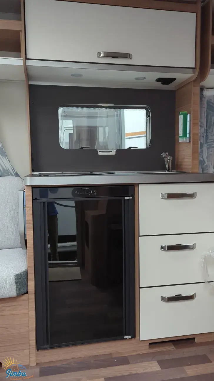 Küchen Weinsberg CaraOne 450 FU Auflastung auf 1500kg-1068