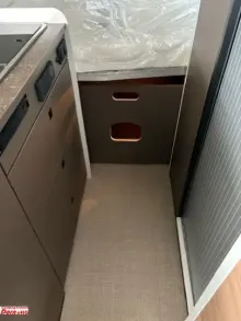 Fahrzeugbild Bürstner B66 600 C B 66 C 600 Voll ausgestattet #13