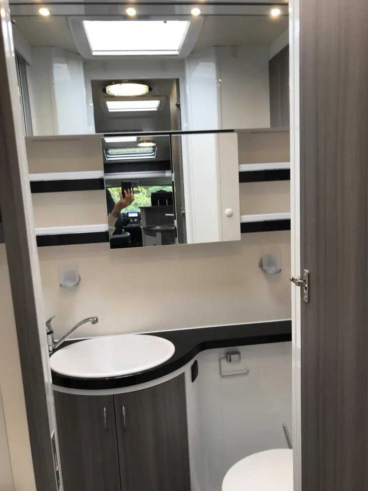 Fahrzeugbild Hobby Optima OnTour T70 E 1. Hand; AHK;FH; LTE; Duo CS #21