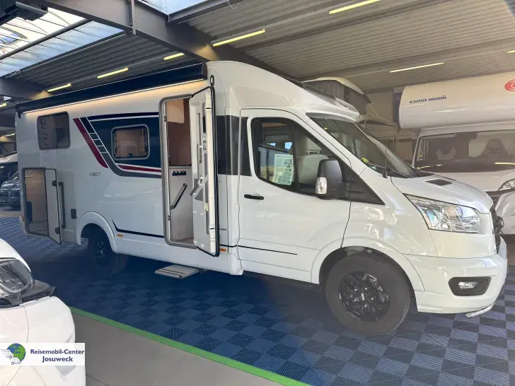 Fahrzeugbild Bürstner Lineo T 690 G Heckgarage #1