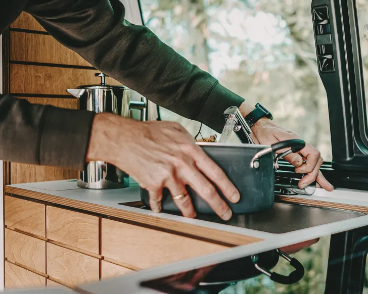 Fahrzeugbild VW California T6.1 VANING-Ausbau + Solar #16